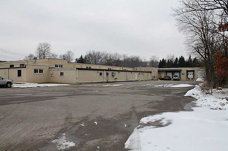 2nd image of 520 Jamison Ave