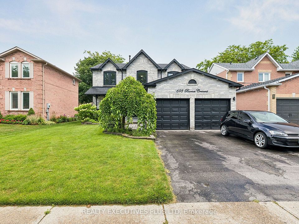 1st image of 693 Barnes Cres