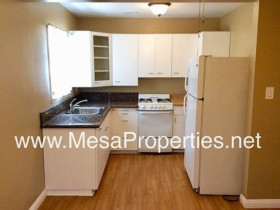 2nd image of 563 E Columbia Ave