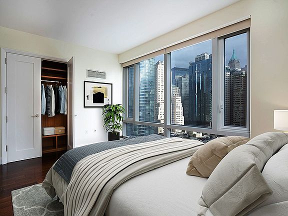 3rd image of 70 Little St W Unit 22A