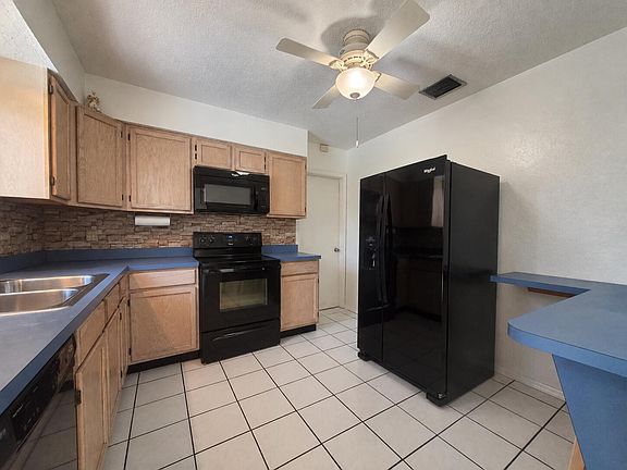 5th image of 6884 NW 12TH Street