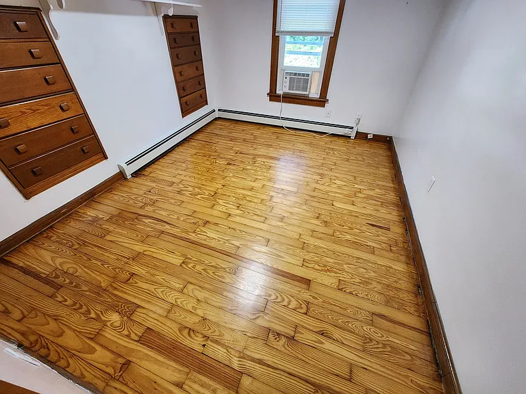 105 N Highland St — Photo 16