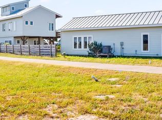 127 S 12th St, Port Aransas, TX 78373