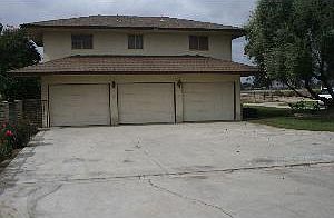 3rd image of 8831 Eucalyptus Ave