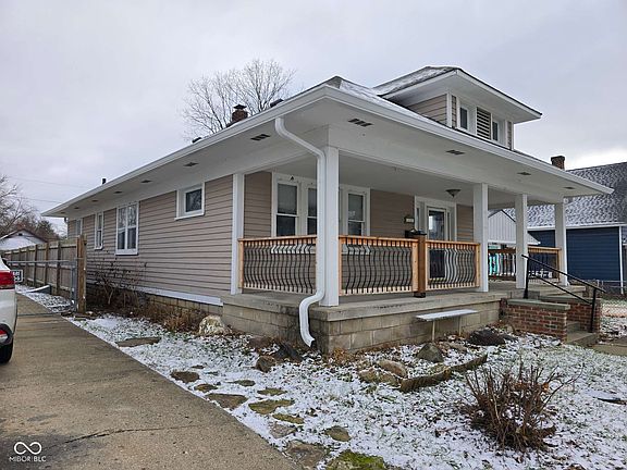 3rd image of 2145 Singleton St