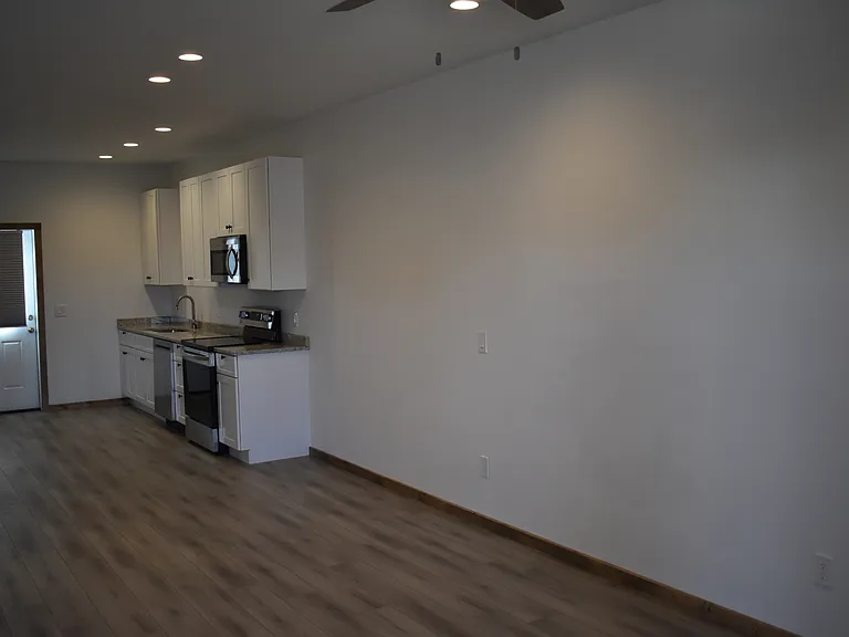 316 Hatley Dr — Photo 9