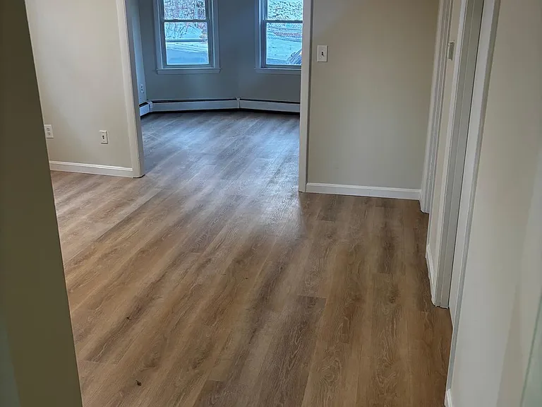 Oak Ter — Photo 1