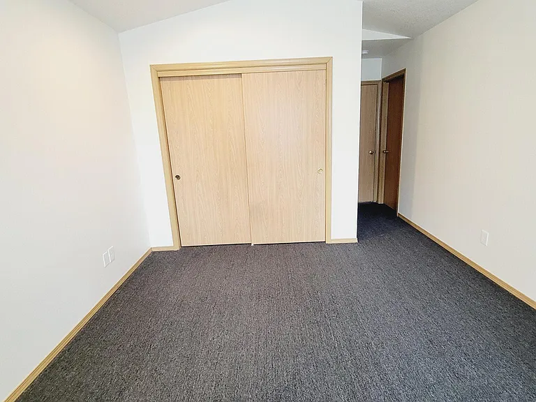 927 SE Tenino St — Photo 12