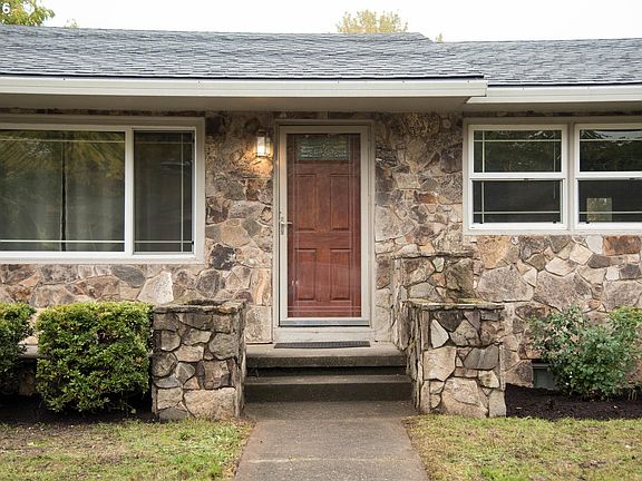 3rd image of 6735 SE Catalina Ln