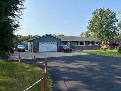 7659 Saint Croix Trl, North Branch, MN, 55056