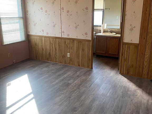 5th image of 1228 County Road 475