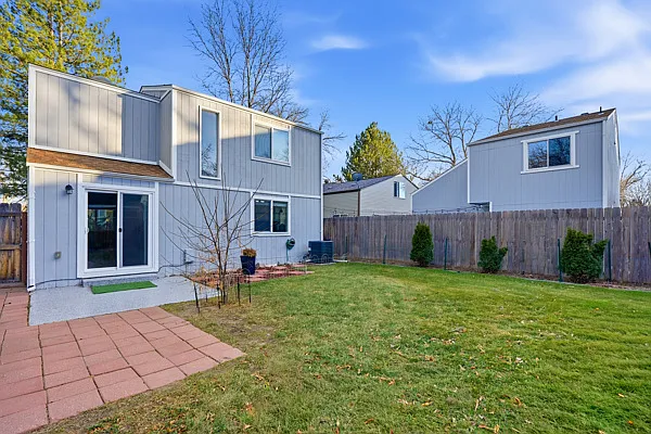 1211 Meadow St — Photo 13