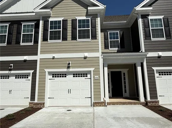 4946 Apricot Way, Chesapeake, VA 23321
