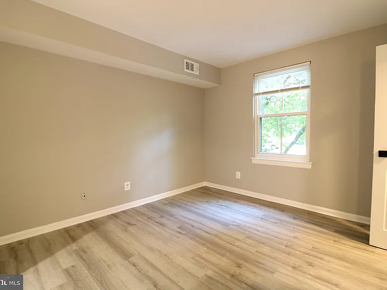 2249 Castle Rock Sq #11C — Photo 23