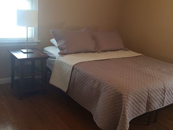 2nd image of 614 6th St