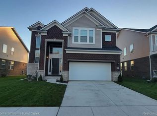 801 Reef Dr #52, Canton, MI 48187