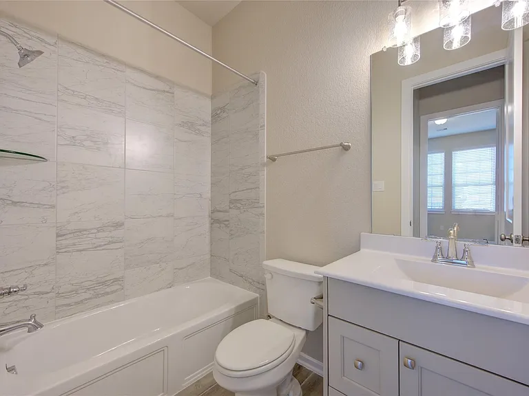 4203 Maple Glen Dr — Photo 28
