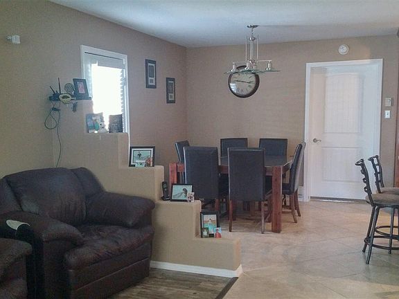 3rd image of 532 Hermosa Cir