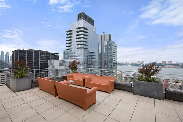 Rented by Douglas Elliman | media 4