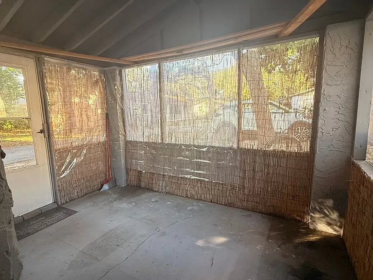 521 E Miracle Strip Pkwy — Photo 5