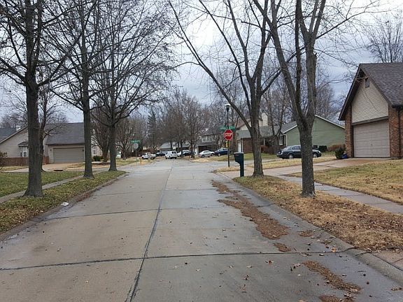 4th image of 2922 Wood Poppy Dr