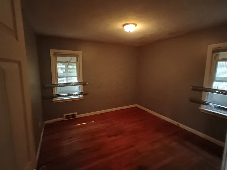15421 Stout St — Photo 21