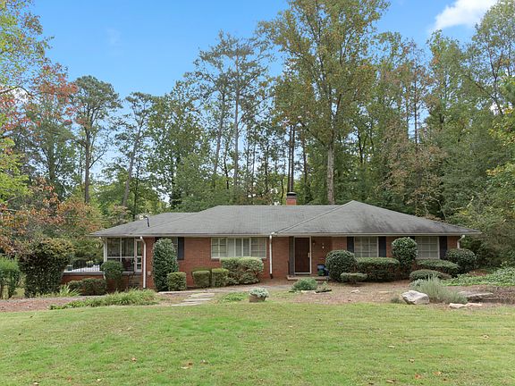 3rd image of 1328 Nerine Cir Lot 8