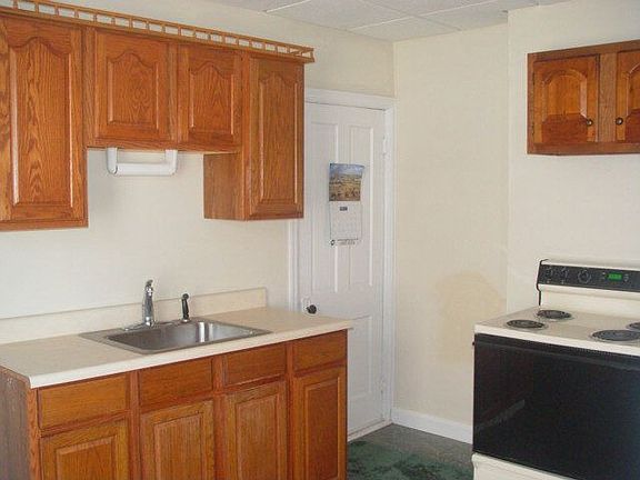 3rd image of 126 S Wylam St