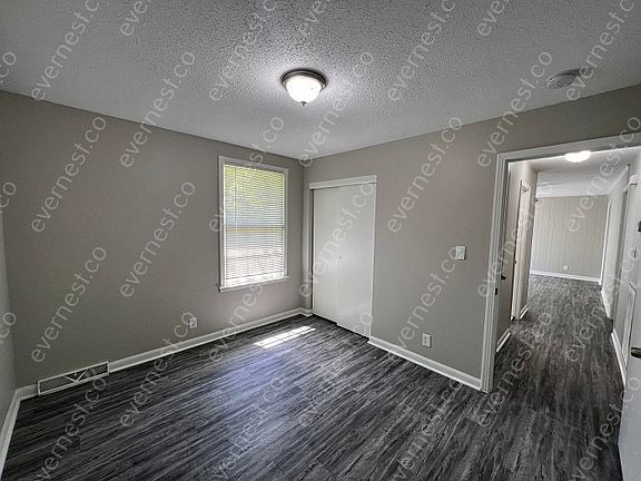 5th image of 579 Waldorf Dr