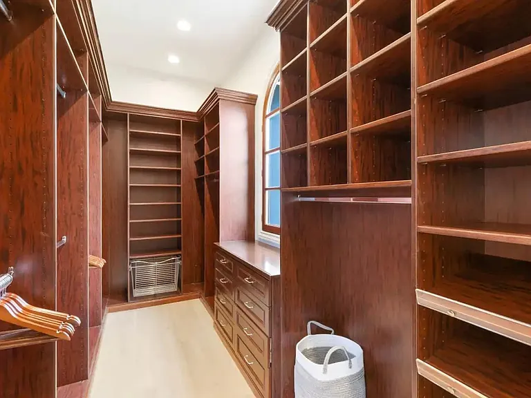Primary custom walk-in closest 2