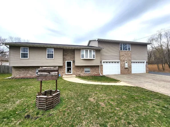 3023 Laporte St, Lake Station, IN 46405