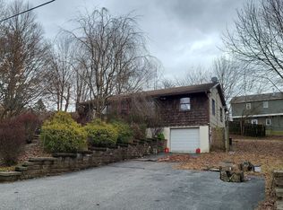 8 Wilson Ave, Vernon, NJ 07462