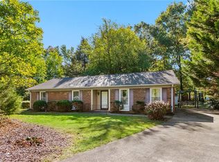 3 Roxby Ct, Greensboro, NC 27455