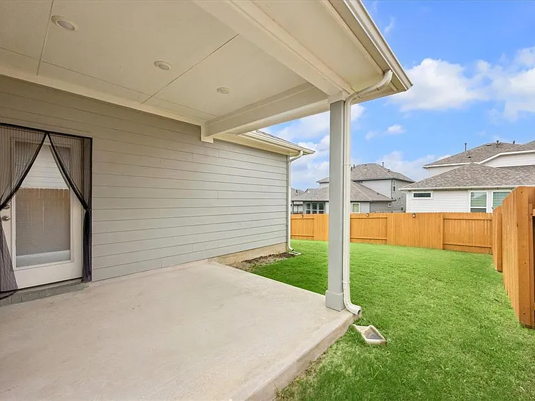6407 Rounded Pebble Ln — Photo 29