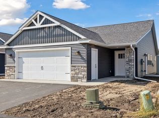 150 Steelhead Dr, River Falls, WI 54022