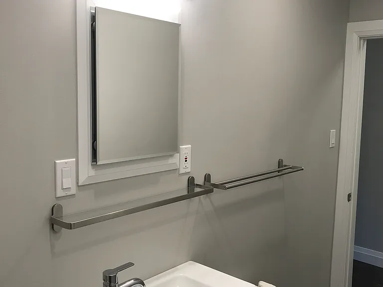 273 Lakeshore Rd E #1 — Photo 8