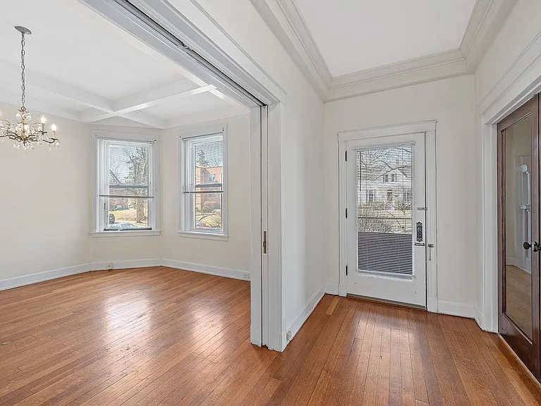 The Maplewood — Photo 18
