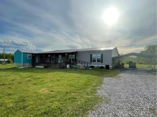 9523 S State Highway 23, Ozark, AR 72949