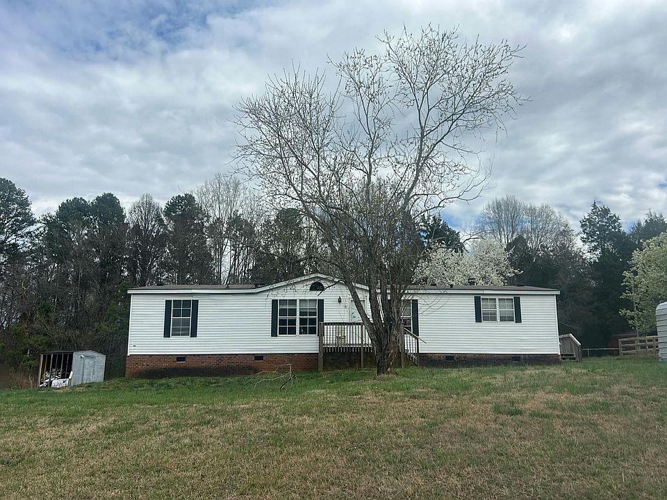 1st image of 118 Mountain Brook Dr
