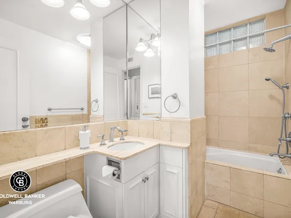 221 West 82nd Street image 11 of 11