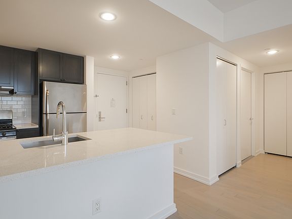 4th image of 50 N 5th St #7ME