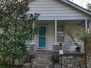 4724 Windsor St, Roeland Park, KS 66205