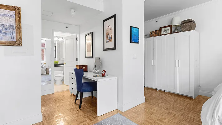 404 East 76th Street #7E in Lenox Hill, Manhattan | StreetEasy