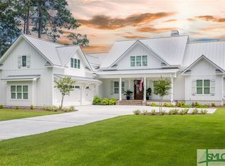 8 Strawberry Ln, Savannah, GA 31411