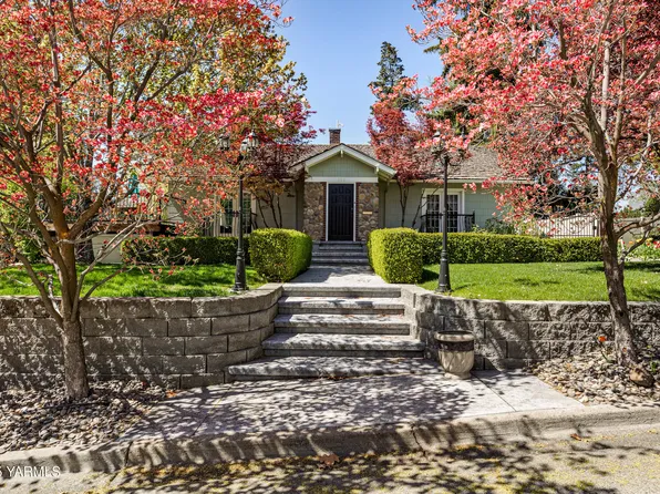 622 S 25th Ave, Yakima, WA 98902