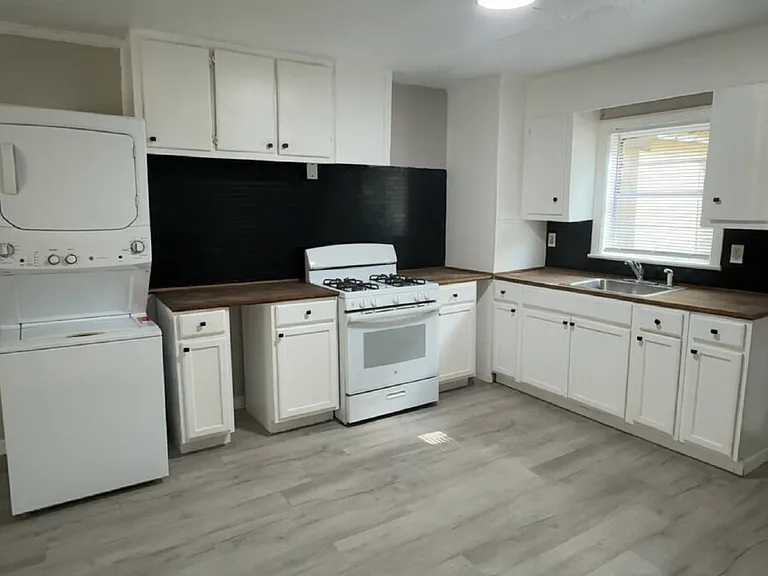 305 Valentour Rd #N — Photo 7