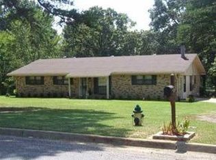405 Jasper Dr, Marshall, TX 75672