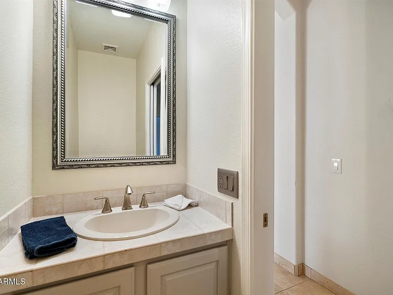 10060 E Emerald Dr — Photo 23