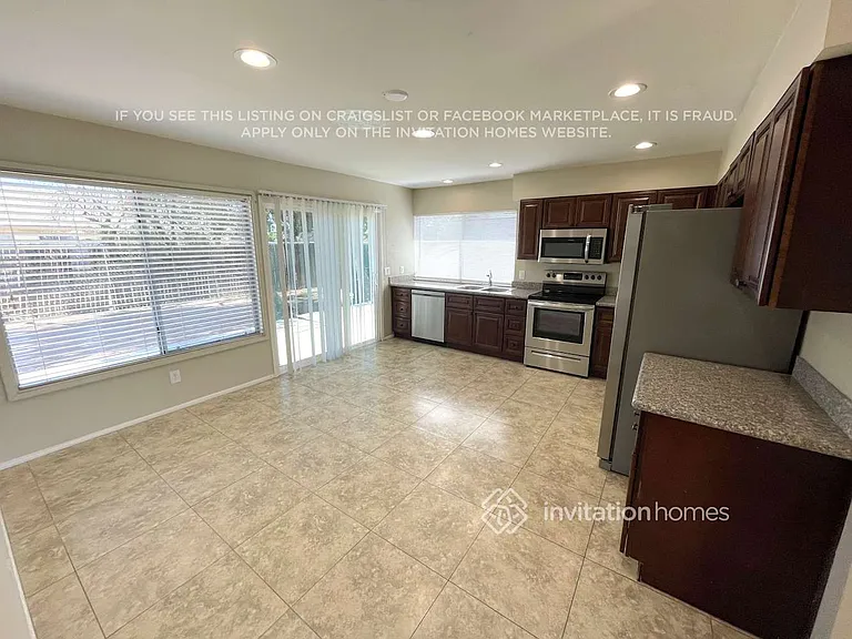 5629 W Puget Ave — Photo 4