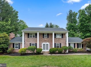 136 Holly Dr, Lansdale, PA 19446